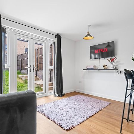 Lotus Haus - Wellington Homes - With Off Road Parking Μπέρμιγχαμ Εξωτερικό φωτογραφία