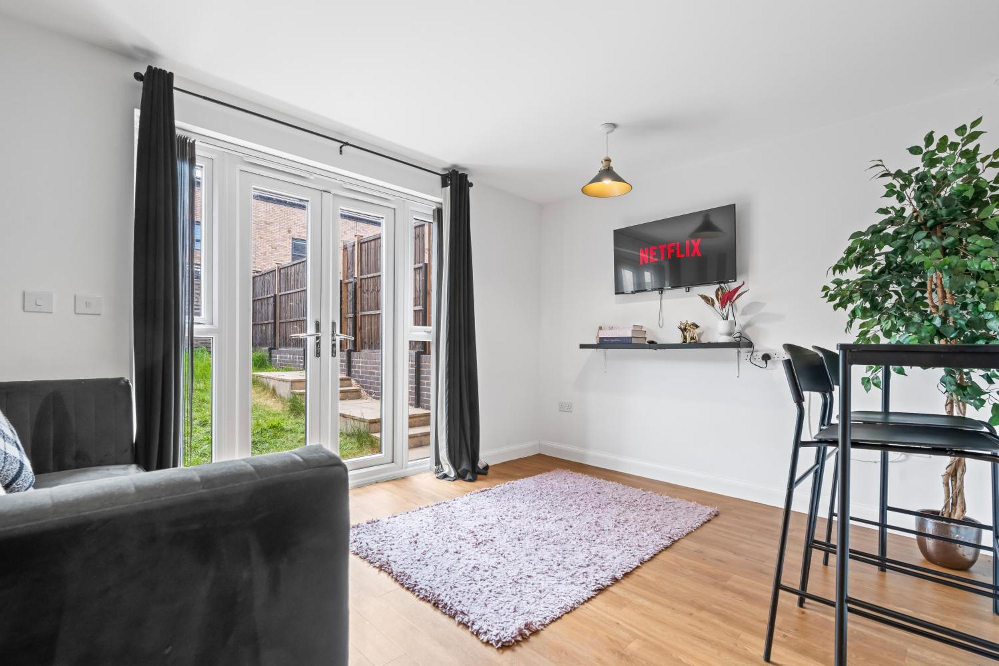 Lotus Haus - Wellington Homes - With Off Road Parking Μπέρμιγχαμ Εξωτερικό φωτογραφία